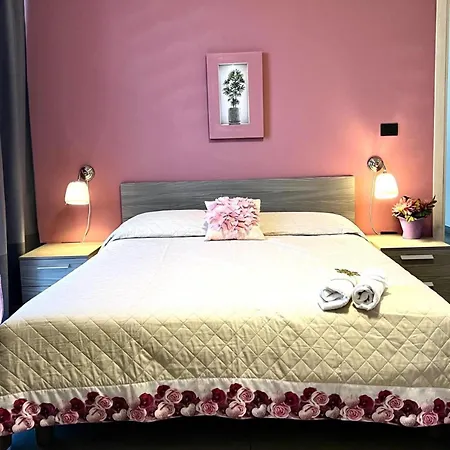 Aparthotel Raggio Di Sole à San Cesareo Extérieur photo
